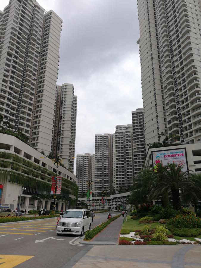 Danga Bay Johor Bahru Hotel Buitenkant foto